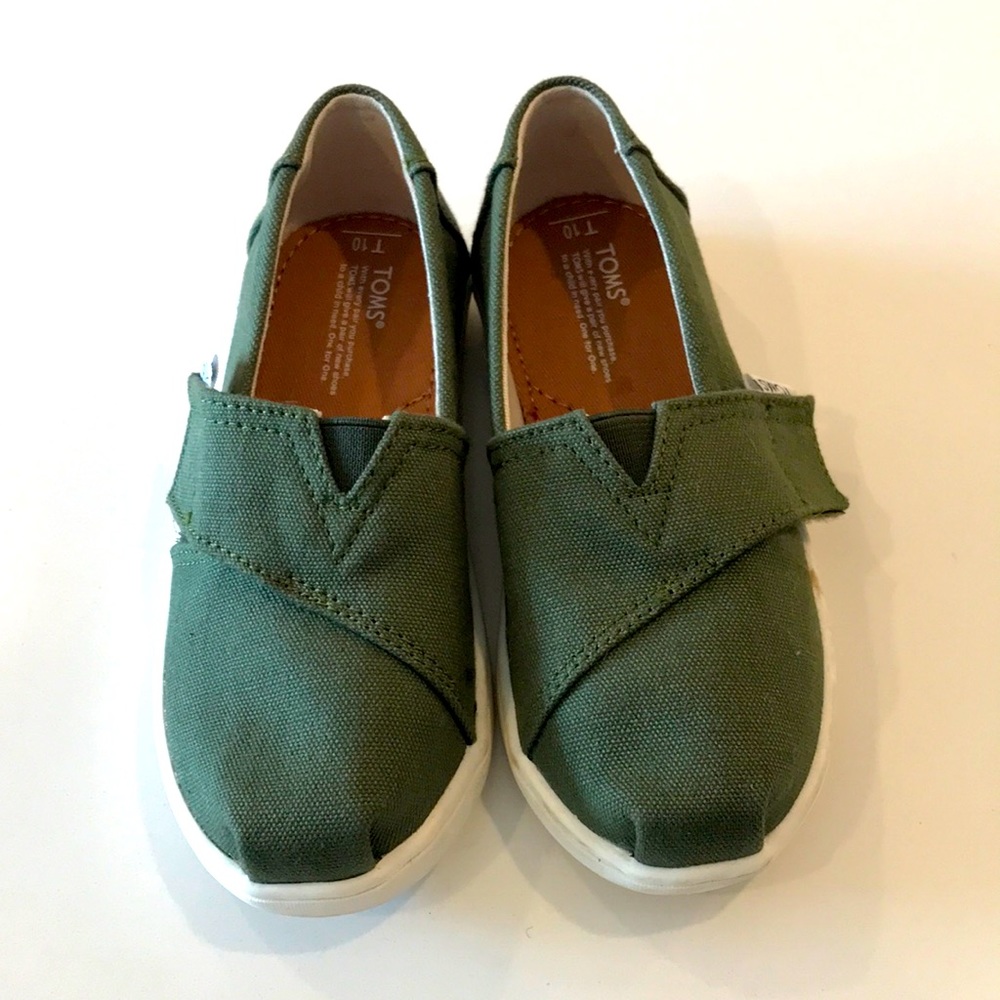 Kids TOMS EUC size 10